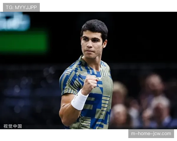 阿尔卡拉斯取总决赛开门红 摆脱前两年小组出局阴霾